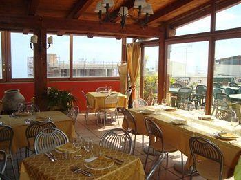 B&B La Grotta SantʼAlessio Siculo エクステリア 写真
